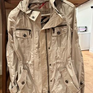 Burberry Women's Beige Jacket